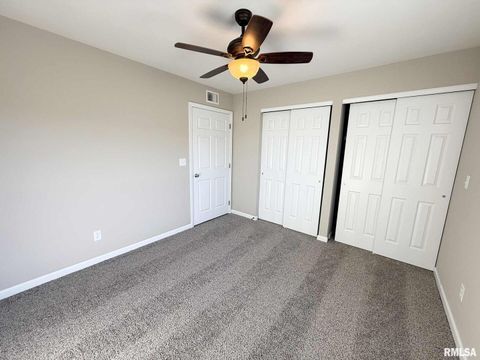 Tiny photo for 12301 Blue Sky Drive, Marion, IL 62959 (MLS # QC4268902)