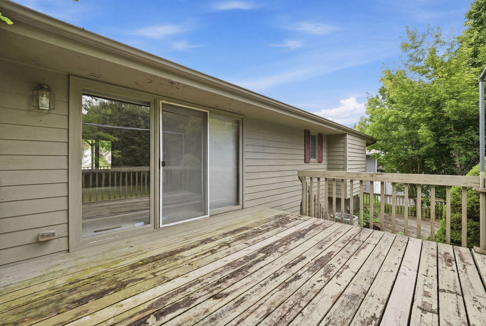 2014 Cimarron Drive, Freeport, IL 61032 — MLS #12625327 — photo 22 of 23