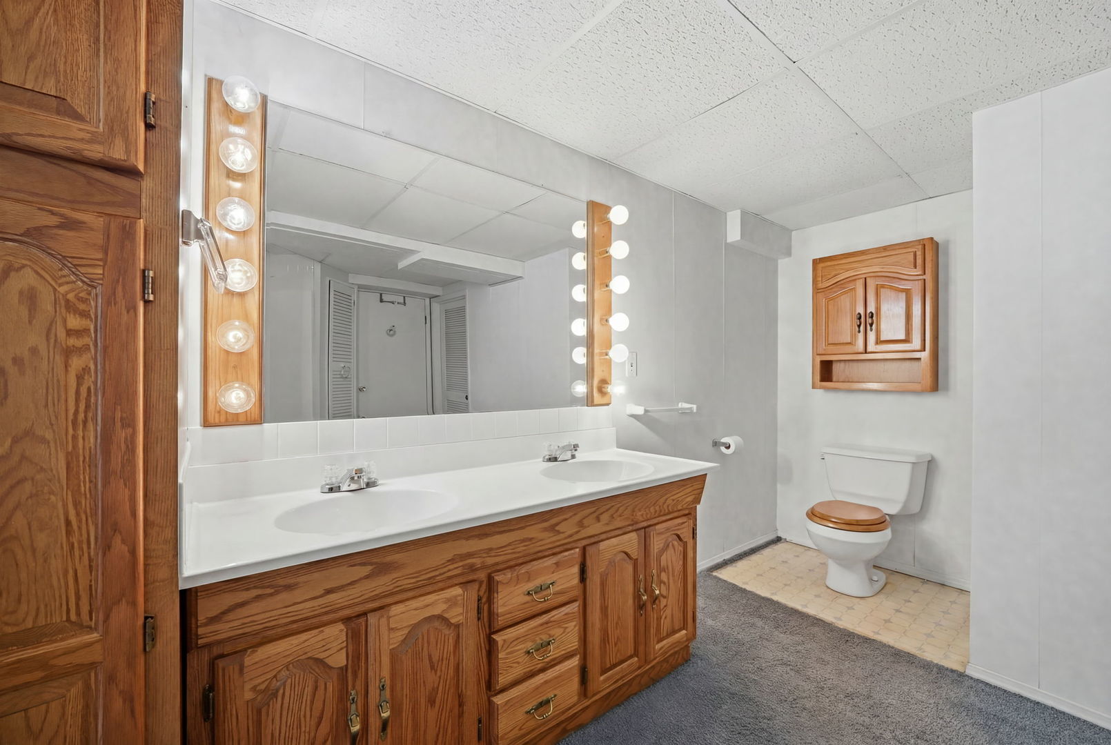 2014 Cimarron Drive, Freeport, IL 61032 — MLS #12625327 — photo 18 of 23