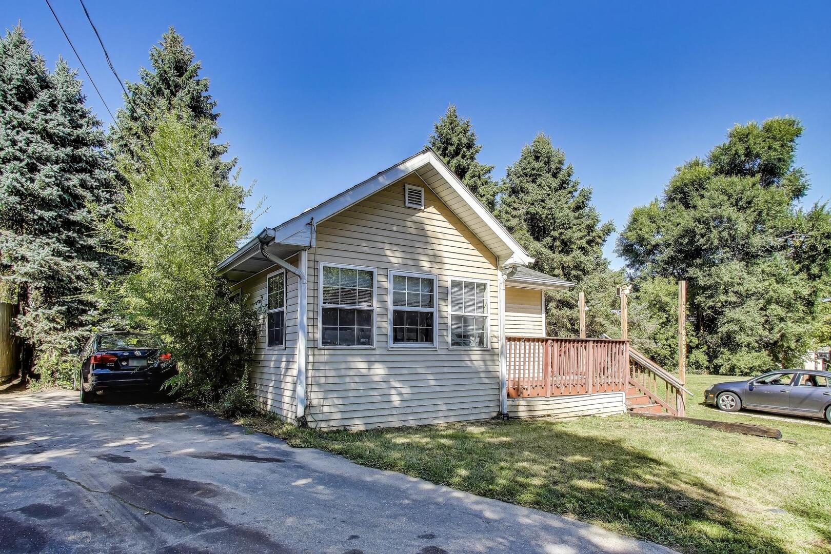 42138 N Lotus Avenue