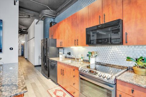 Tiny photo for 565 W Quincy Street #711, Chicago, IL 60661 (MLS # 12491761)