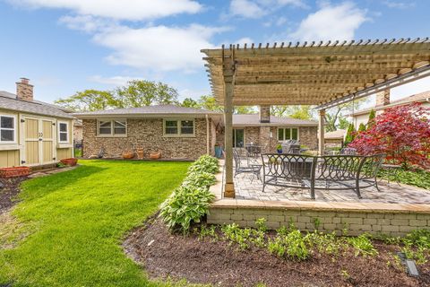 Tiny photo for 1706 Holly Avenue, Darien, IL 60561 (MLS # 12637039)