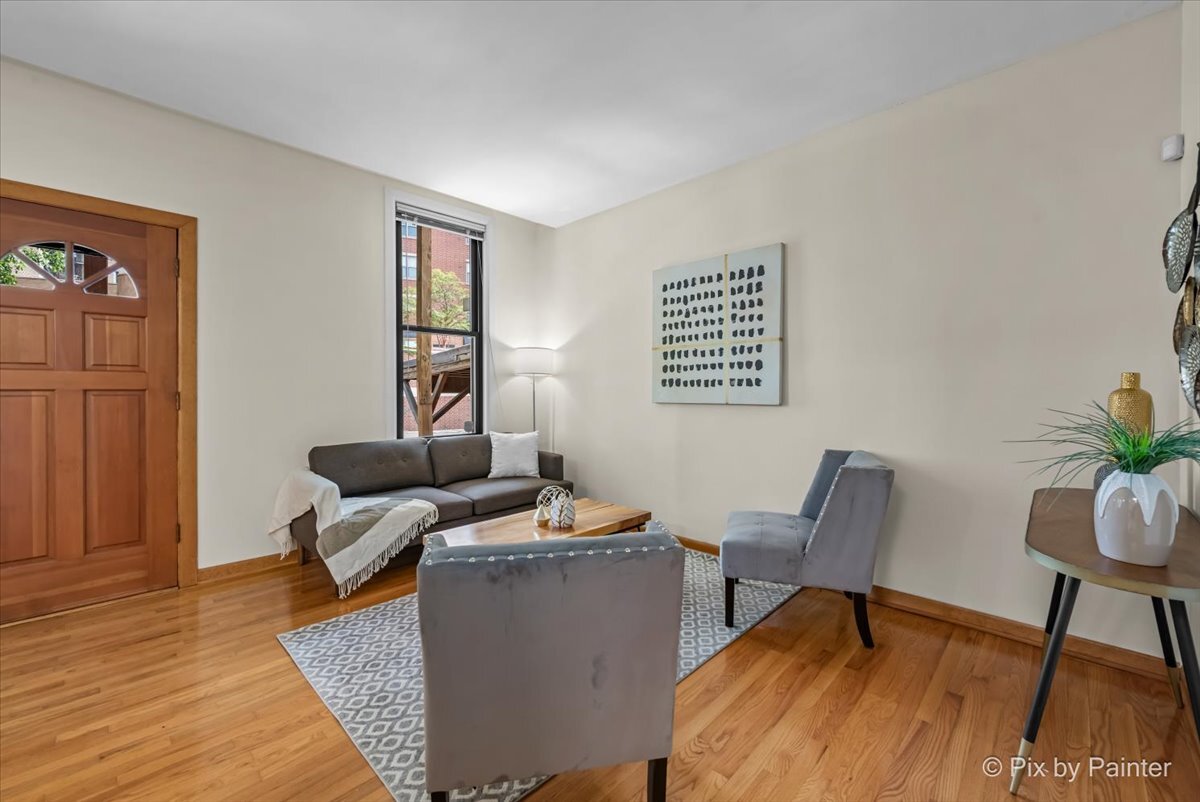 2123 N CLARK Street 3R