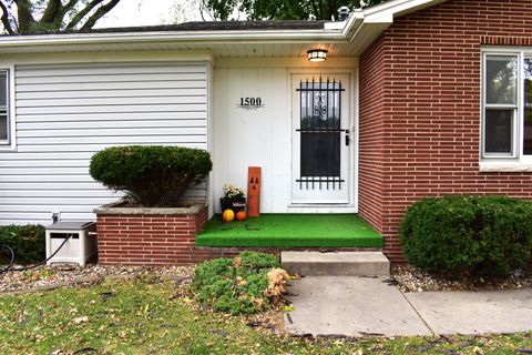 Tiny photo for 1500 Manhattan Drive, Streator, IL 61364 (MLS # 12502048)