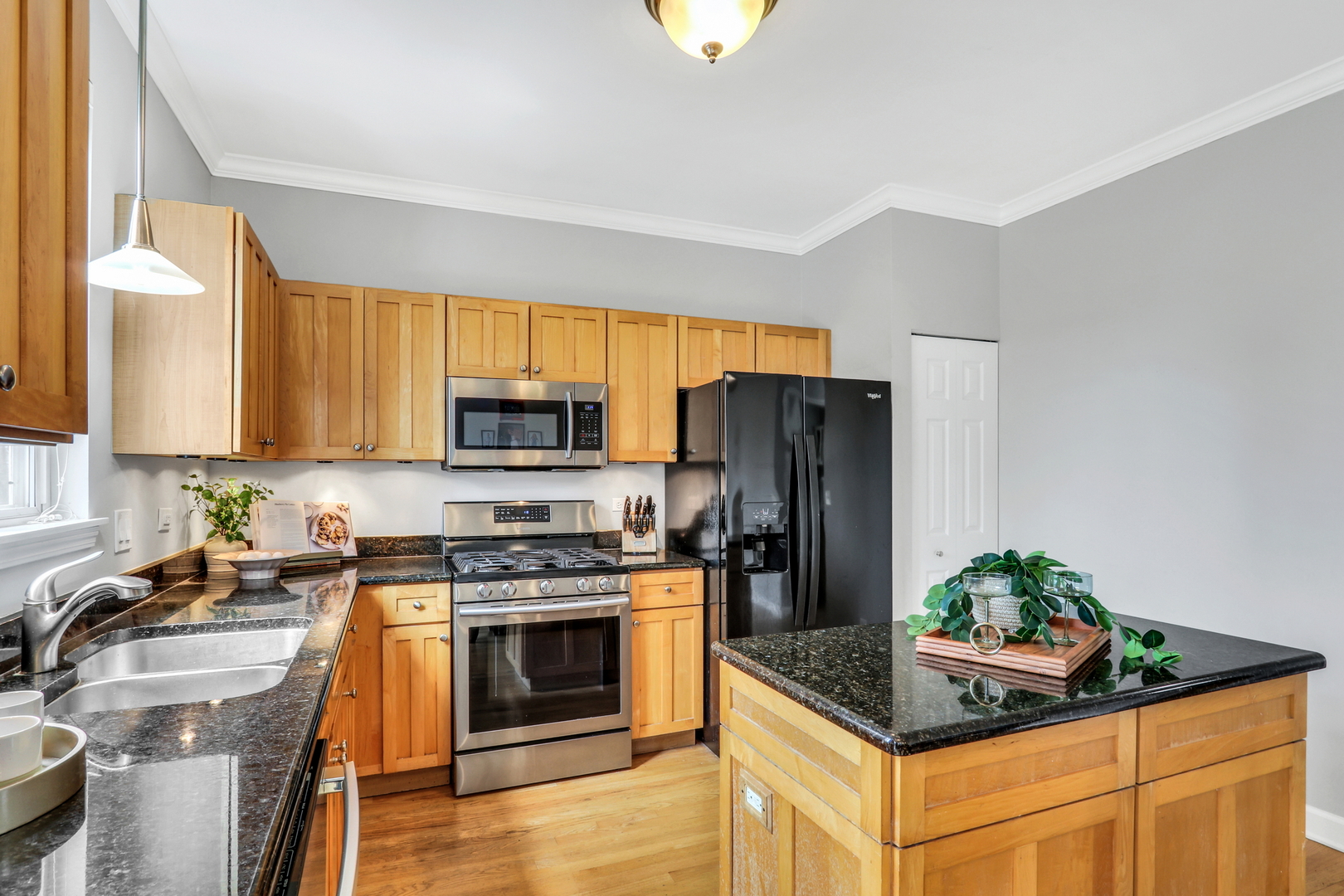 215 Pennsbury Court