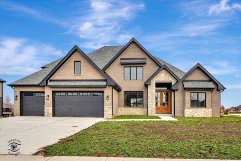 Photo of 23155 Five Oaks Drive, Frankfort, IL 60423 (MLS # 12216024)