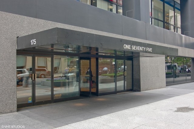 175 E DELAWARE Place 9007