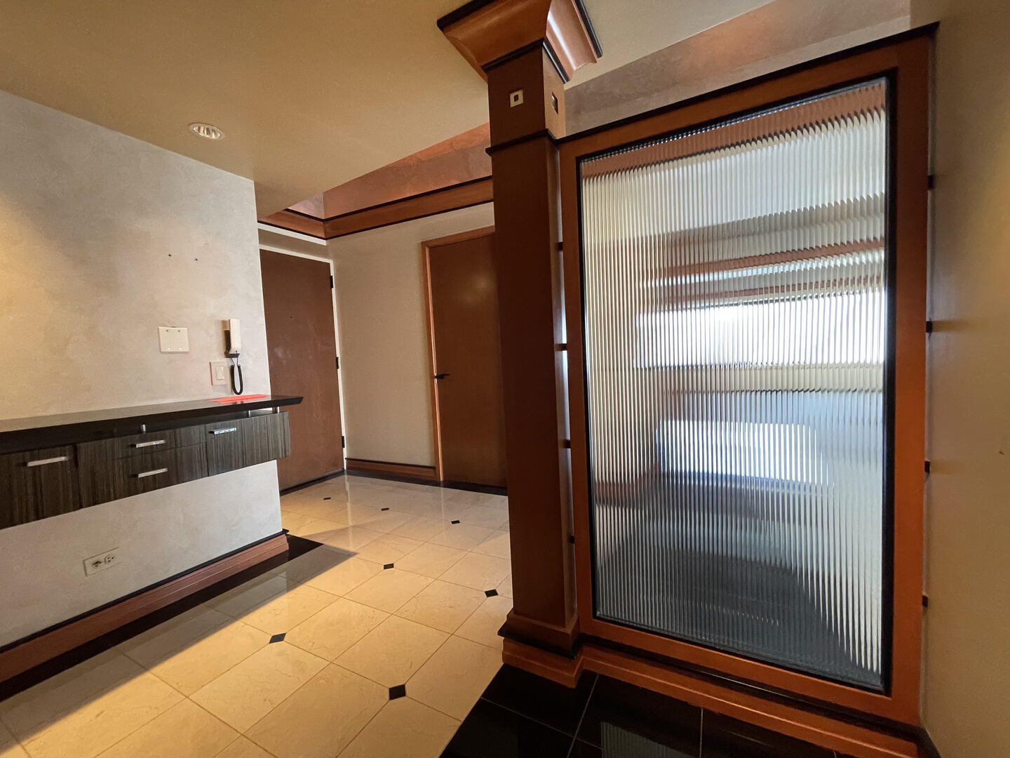 175 E DELAWARE Place 9007