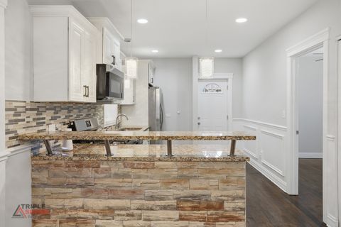 Tiny photo for 3832 W 64th Place, Chicago, IL 60629 (MLS # 12543041)