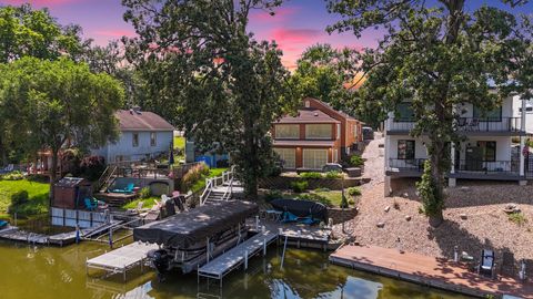 Property photo of 629 S Lakeview Drive, Lowell, IN 46356