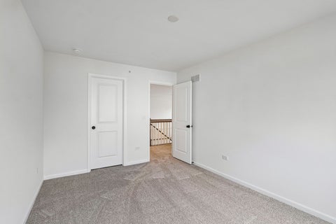 Tiny photo for 301 Avondale Lane, Lincolnshire, IL 60069 (MLS # 12743450)