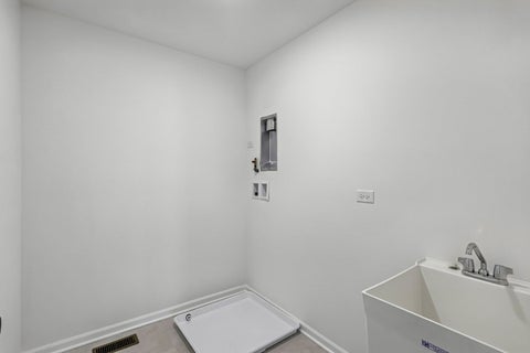 Tiny photo for 301 Avondale Lane, Lincolnshire, IL 60069 (MLS # 12743450)