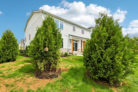 Tiny photo for 301 Avondale Lane, Lincolnshire, IL 60069 (MLS # 12743450)
