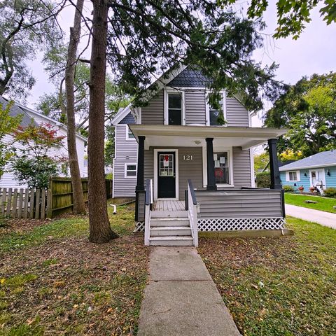 121 4th Street Libertyville IL 60048