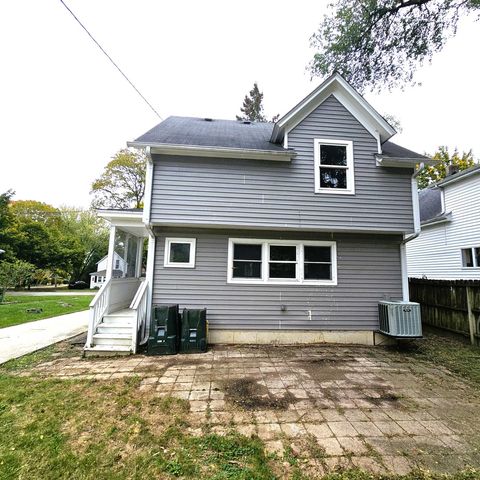 Tiny photo for 121 4th Street, Libertyville, IL 60048 (MLS # 12501467)