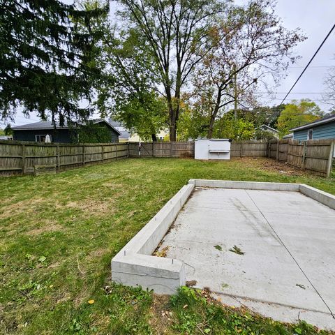 Tiny photo for 121 4th Street, Libertyville, IL 60048 (MLS # 12501467)