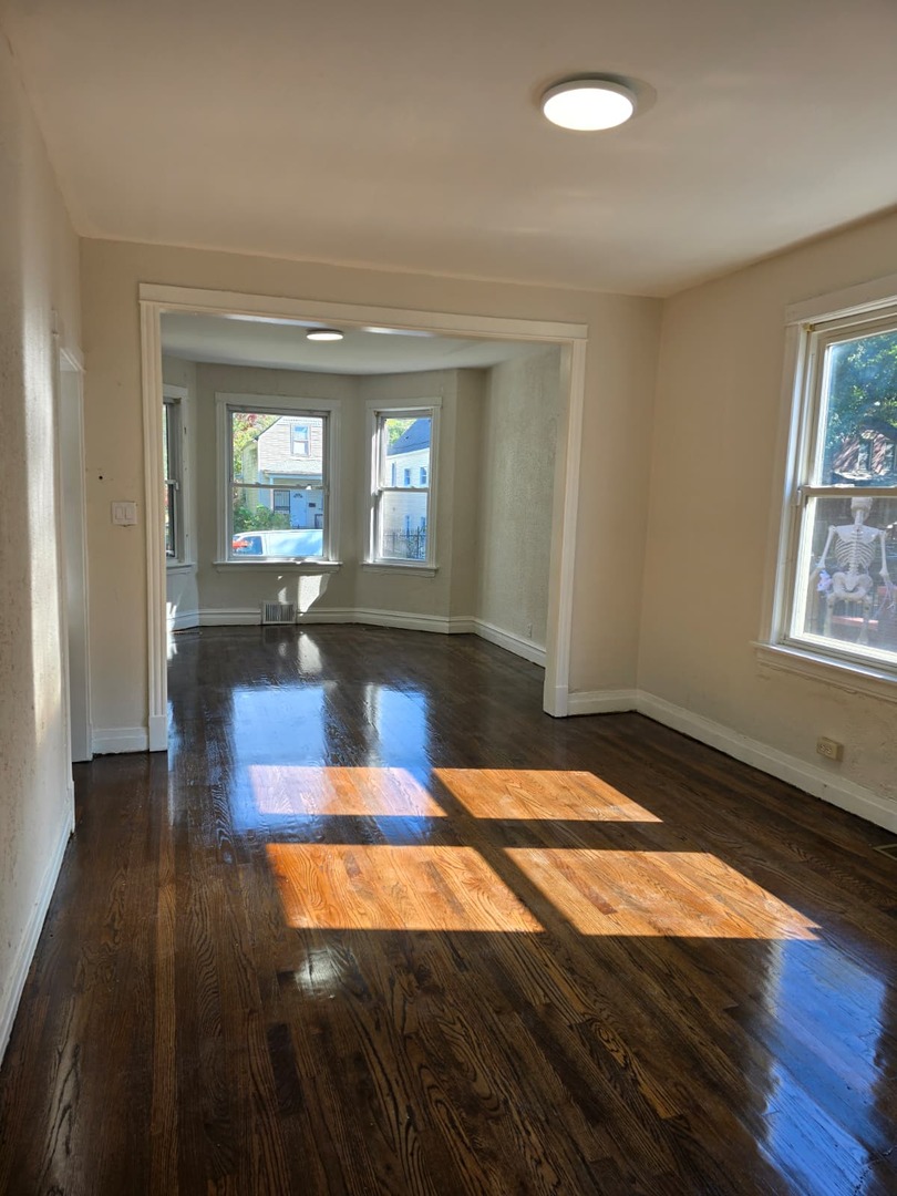 5740 S Elizabeth Street