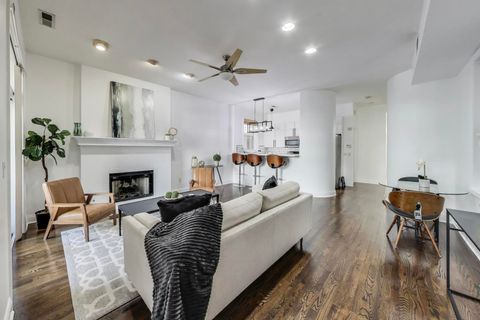 Tiny photo for 1655 N Halsted Street #2, Chicago, IL 60614 (MLS # 12489969)