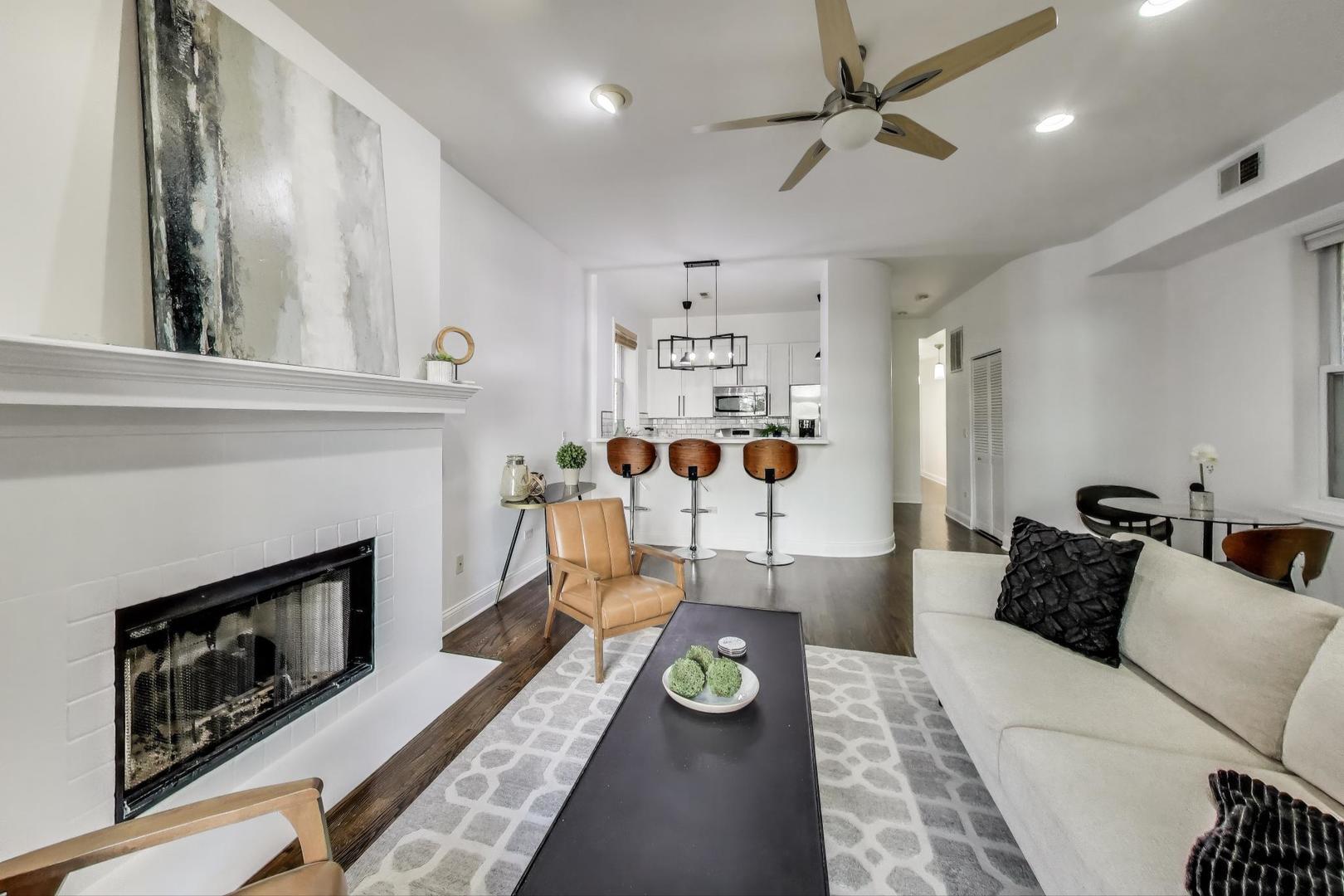 1655 N Halsted Street 2