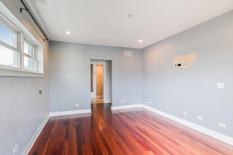 Tiny photo for 2224 W Touhy Avenue #3N, Chicago, IL 60645 (MLS # 12454424)