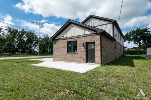 Tiny photo for 7957 W 73 Place, Bridgeview, IL 60455 (MLS # 12694217)