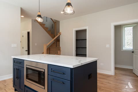 Tiny photo for 7957 W 73 Place, Bridgeview, IL 60455 (MLS # 12694217)