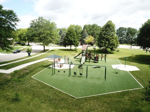 Tiny photo for 69 Devonshire Circle, Elgin, IL 60123 (MLS # 12673901)