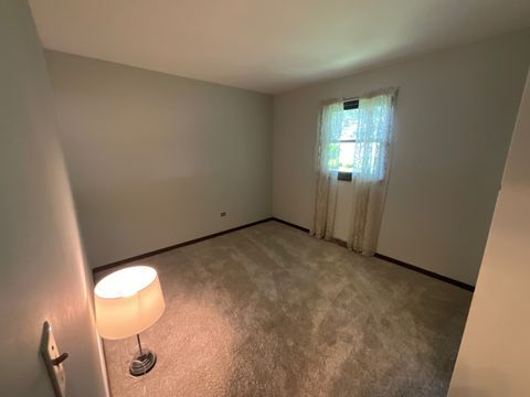 Tiny photo for 69 Devonshire Circle, Elgin, IL 60123 (MLS # 12673901)