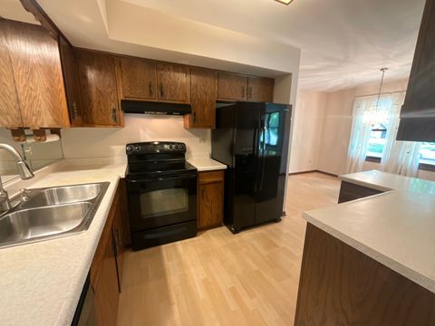 Tiny photo for 69 Devonshire Circle, Elgin, IL 60123 (MLS # 12673901)