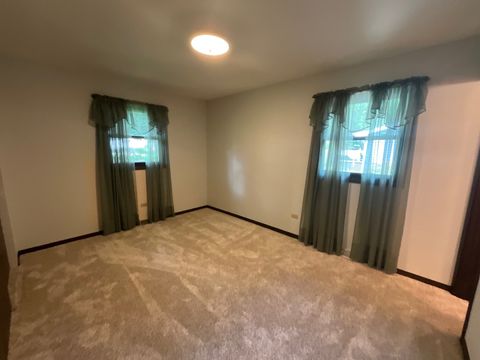 Tiny photo for 69 Devonshire Circle, Elgin, IL 60123 (MLS # 12673901)