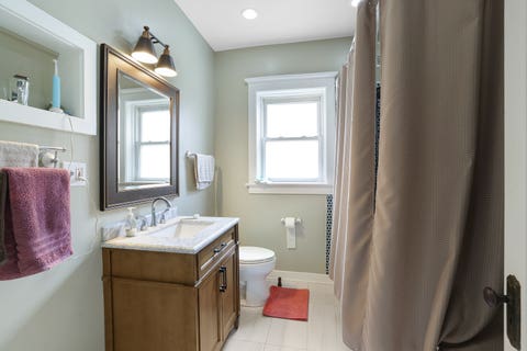 Tiny photo for 6816 N Lakewood Avenue #2, Chicago, IL 60626 (MLS # 12720562)