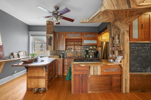 Tiny photo for 6816 N Lakewood Avenue #2, Chicago, IL 60626 (MLS # 12720562)