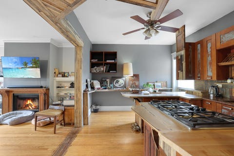 Tiny photo for 6816 N Lakewood Avenue #2, Chicago, IL 60626 (MLS # 12720562)