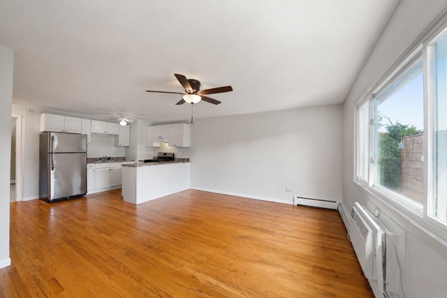 4306 N Keystone Avenue 303