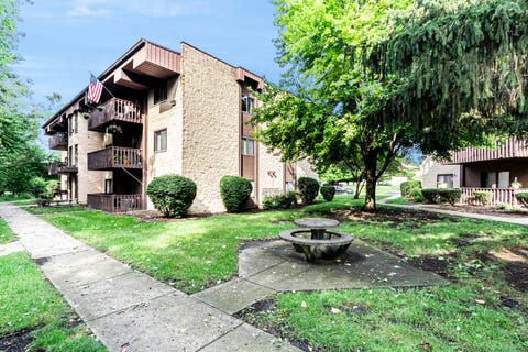 Tiny photo for 3107 Ingalls Avenue #3D, Joliet, IL 60435 (MLS # 12730857)
