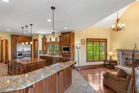 Tiny photo for 20698 Eagle Bluff Court, Frankfort, IL 60423 (MLS # 12697813)