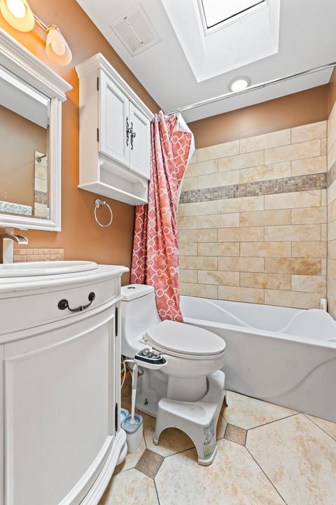 Tiny photo for 7247 W 112TH Street, Worth, IL 60482 (MLS # 12608711)