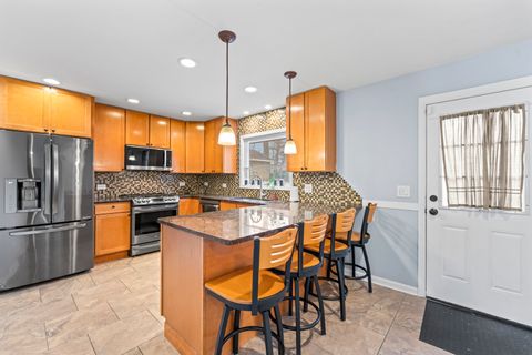 Tiny photo for 7247 W 112TH Street, Worth, IL 60482 (MLS # 12608711)