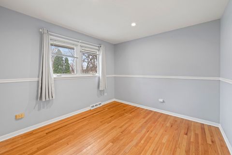 Tiny photo for 7247 W 112TH Street, Worth, IL 60482 (MLS # 12608711)