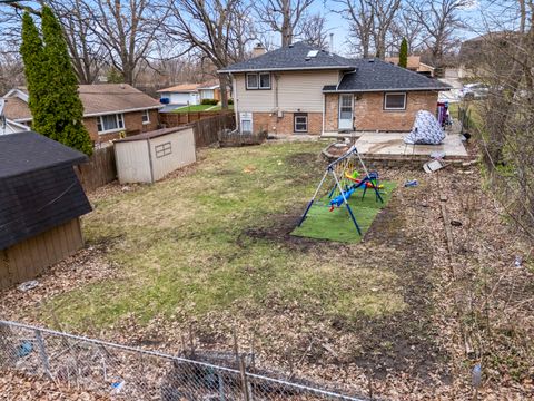 Tiny photo for 7247 W 112TH Street, Worth, IL 60482 (MLS # 12608711)