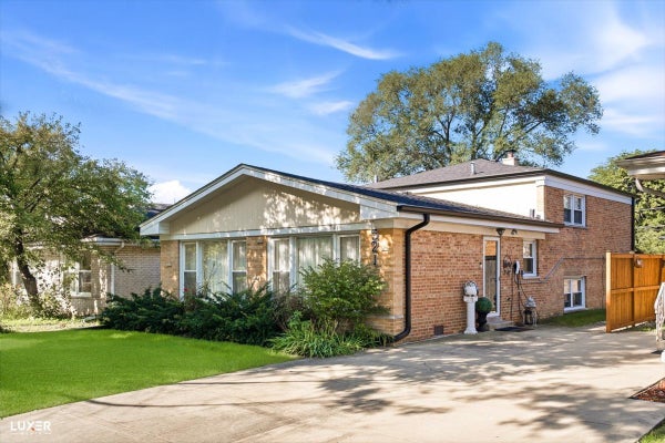 521 LAVERGNE AVE, WILMETTE, IL 60091 - Image f7922a7861b2a5b7c9a7a2f9aae45dcc/714893247