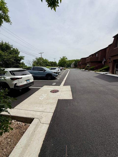 Tiny photo for 414 S Dee Road, Park Ridge, IL 60068 (MLS # 12657572)