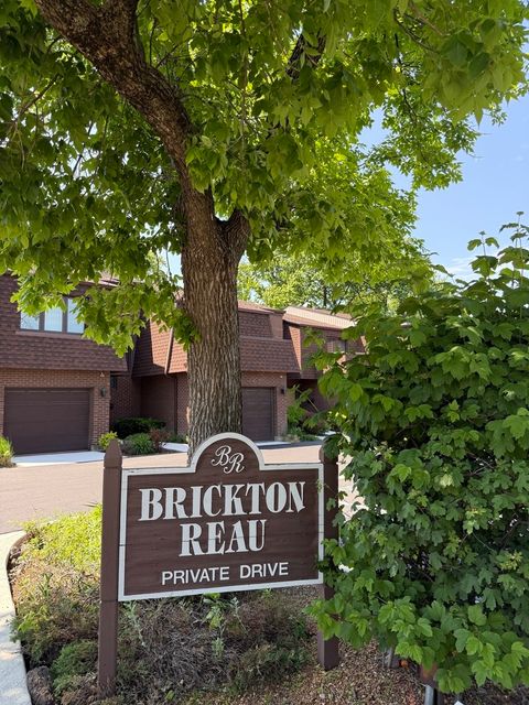 Tiny photo for 414 S Dee Road, Park Ridge, IL 60068 (MLS # 12657572)