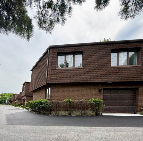 Tiny photo for 414 S Dee Road, Park Ridge, IL 60068 (MLS # 12657572)