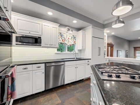 Tiny photo for 426 W Maple Street, Lombard, IL 60148 (MLS # 12782360)