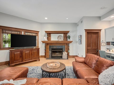 Tiny photo for 426 W Maple Street, Lombard, IL 60148 (MLS # 12782360)