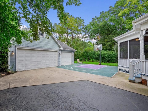 Tiny photo for 426 W Maple Street, Lombard, IL 60148 (MLS # 12782360)