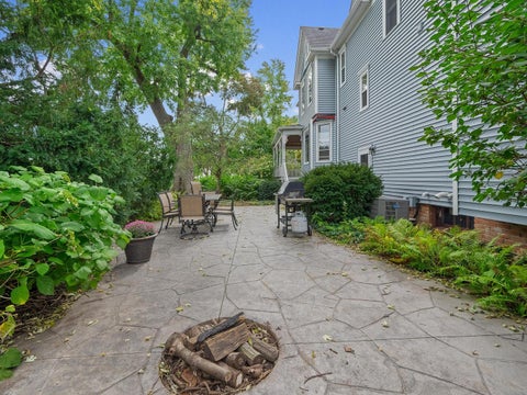Tiny photo for 426 W Maple Street, Lombard, IL 60148 (MLS # 12782360)
