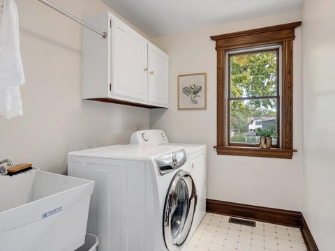 Tiny photo for 426 W Maple Street, Lombard, IL 60148 (MLS # 12782360)