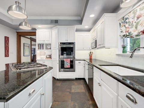 Tiny photo for 426 W Maple Street, Lombard, IL 60148 (MLS # 12782360)